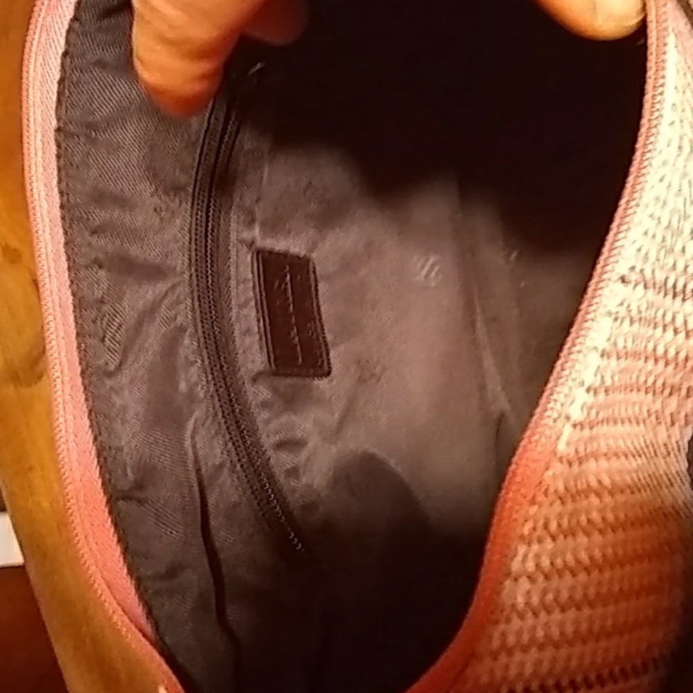 Hand bag - Picture 2 of 3